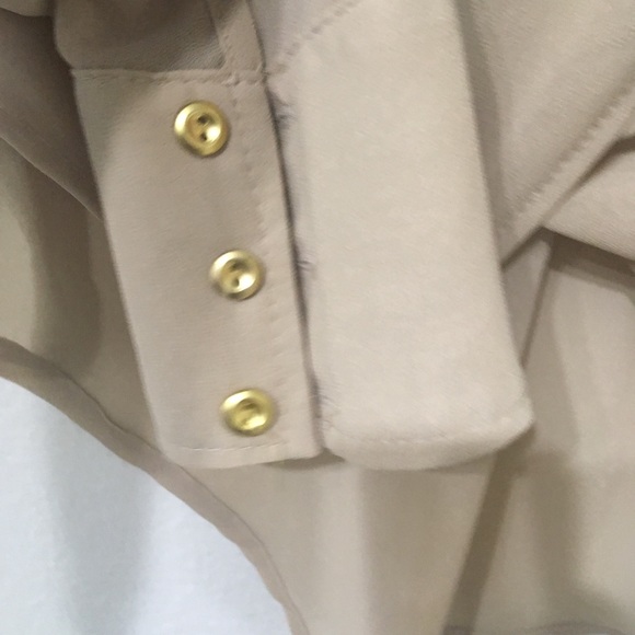 XOXO Tan Cross Front Blouse size M - Picture 3 of 7